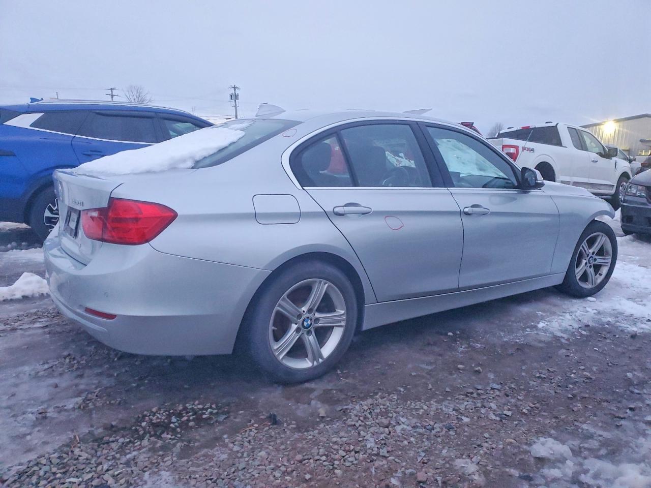 2015 BMW 328 XI SULEV photo 3