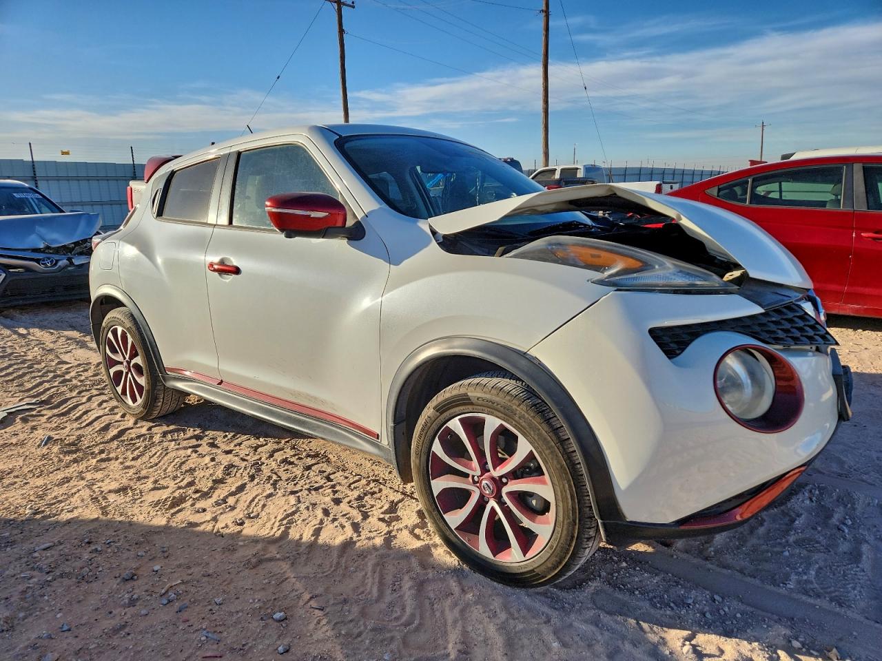 2015 NISSAN JUKE S photo 4