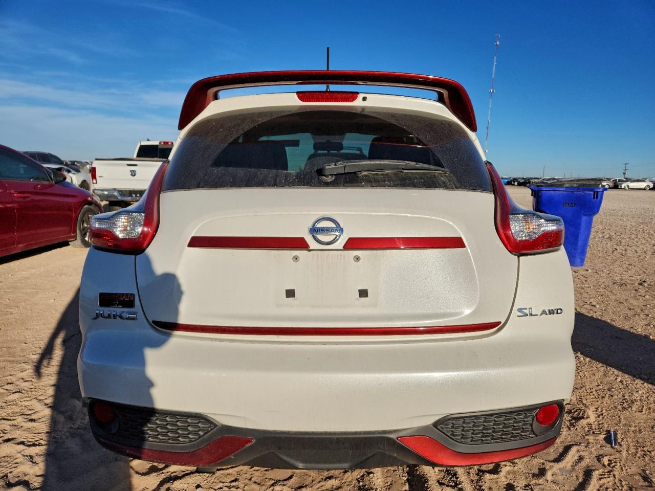 2015 NISSAN JUKE S photo 6