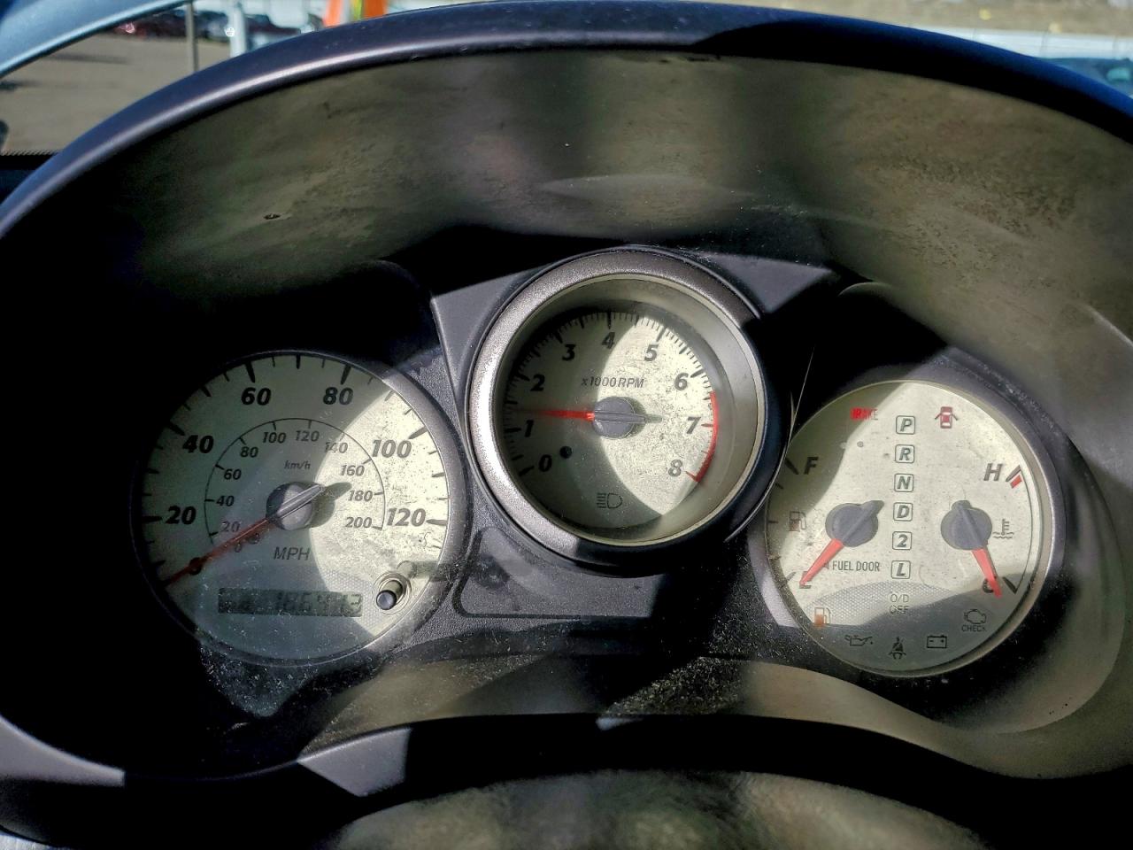 2002 TOYOTA RAV4 photo 9