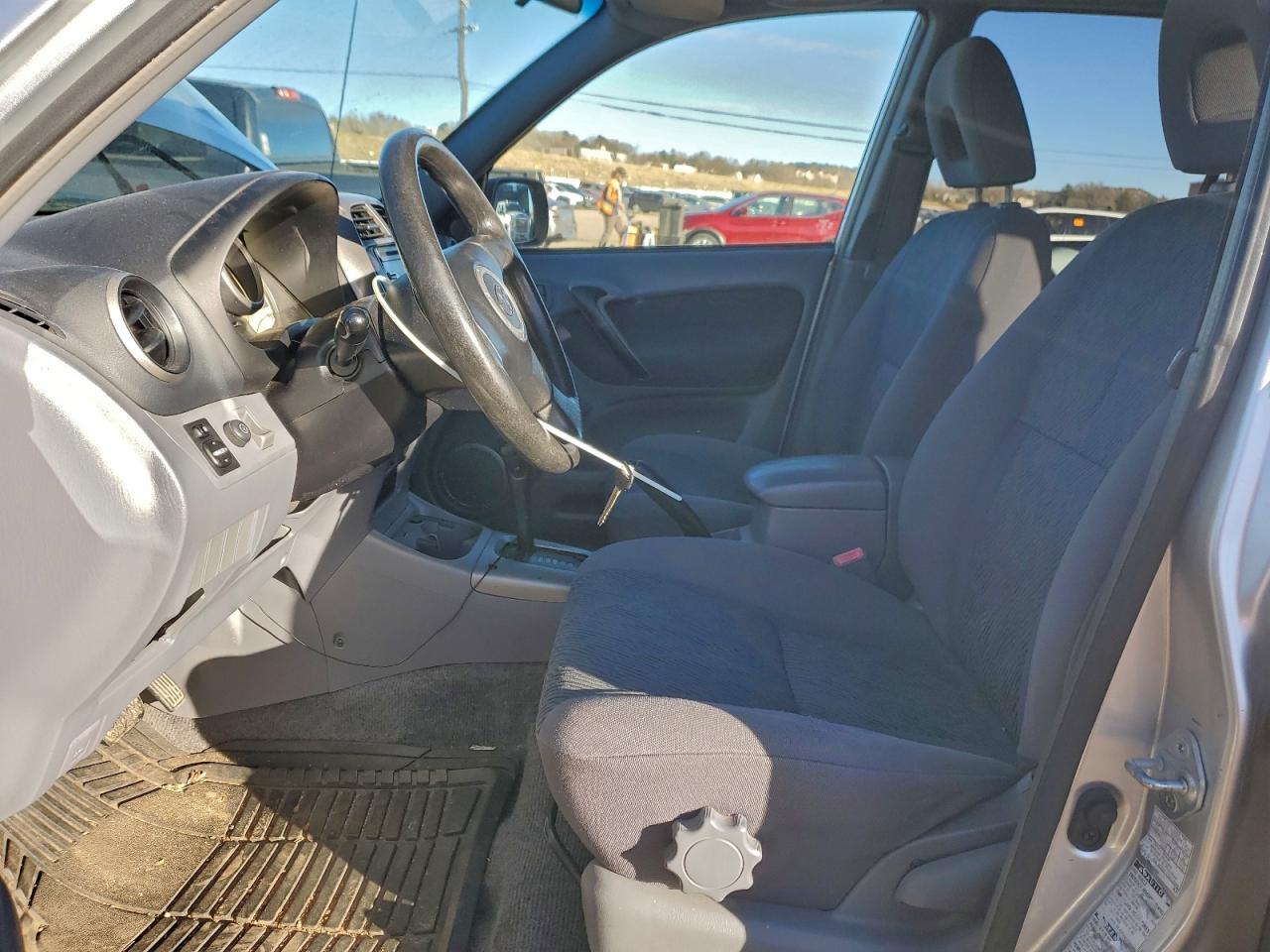 2002 TOYOTA RAV4 photo 7