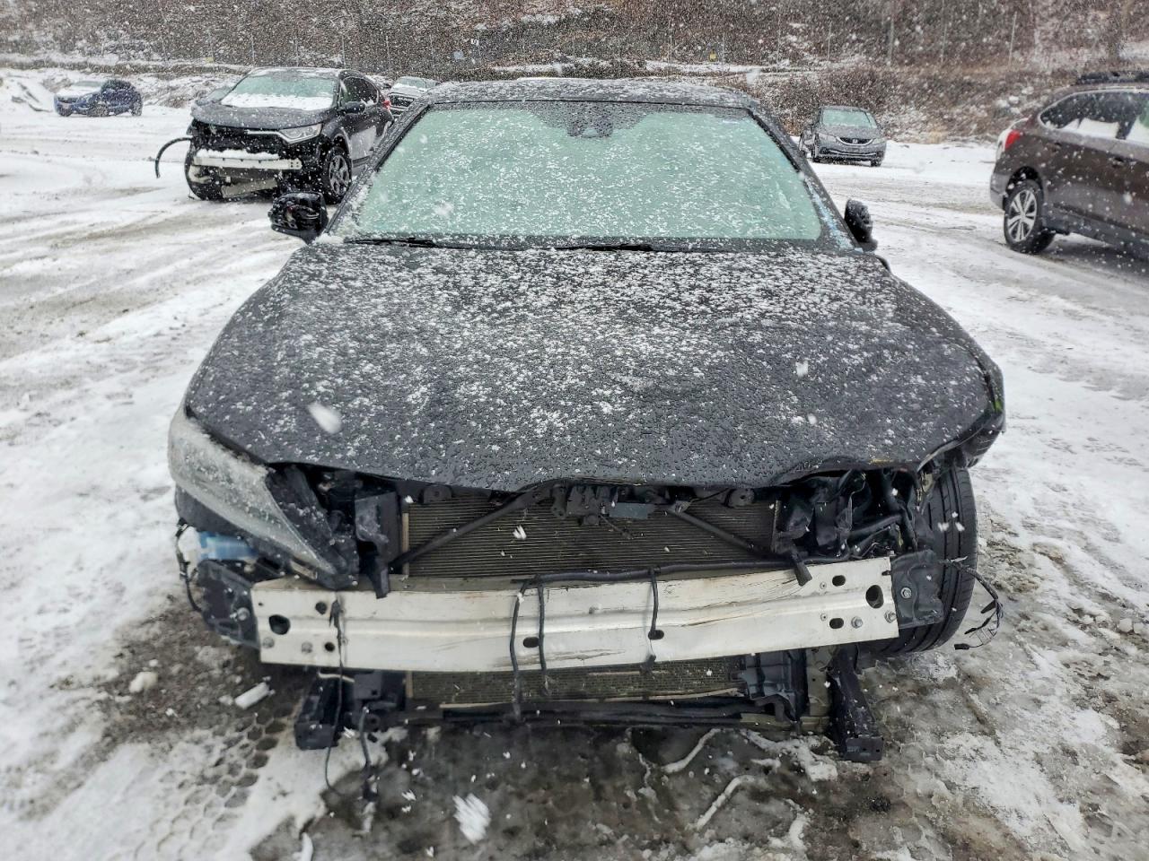 2019 TOYOTA CAMRY L photo 5