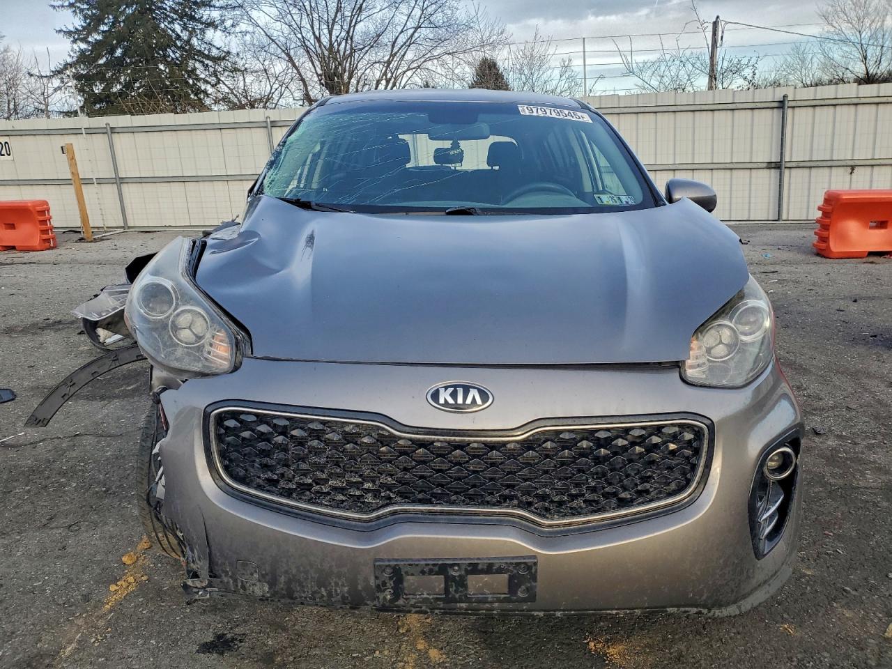 2018 KIA SPORTAGE LX photo 5