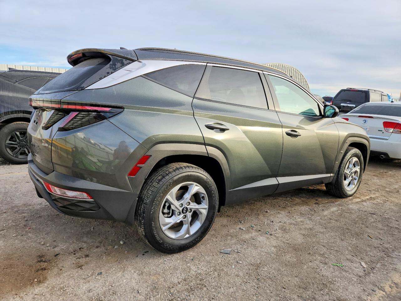 2023 HYUNDAI TUCSON SEL photo 3