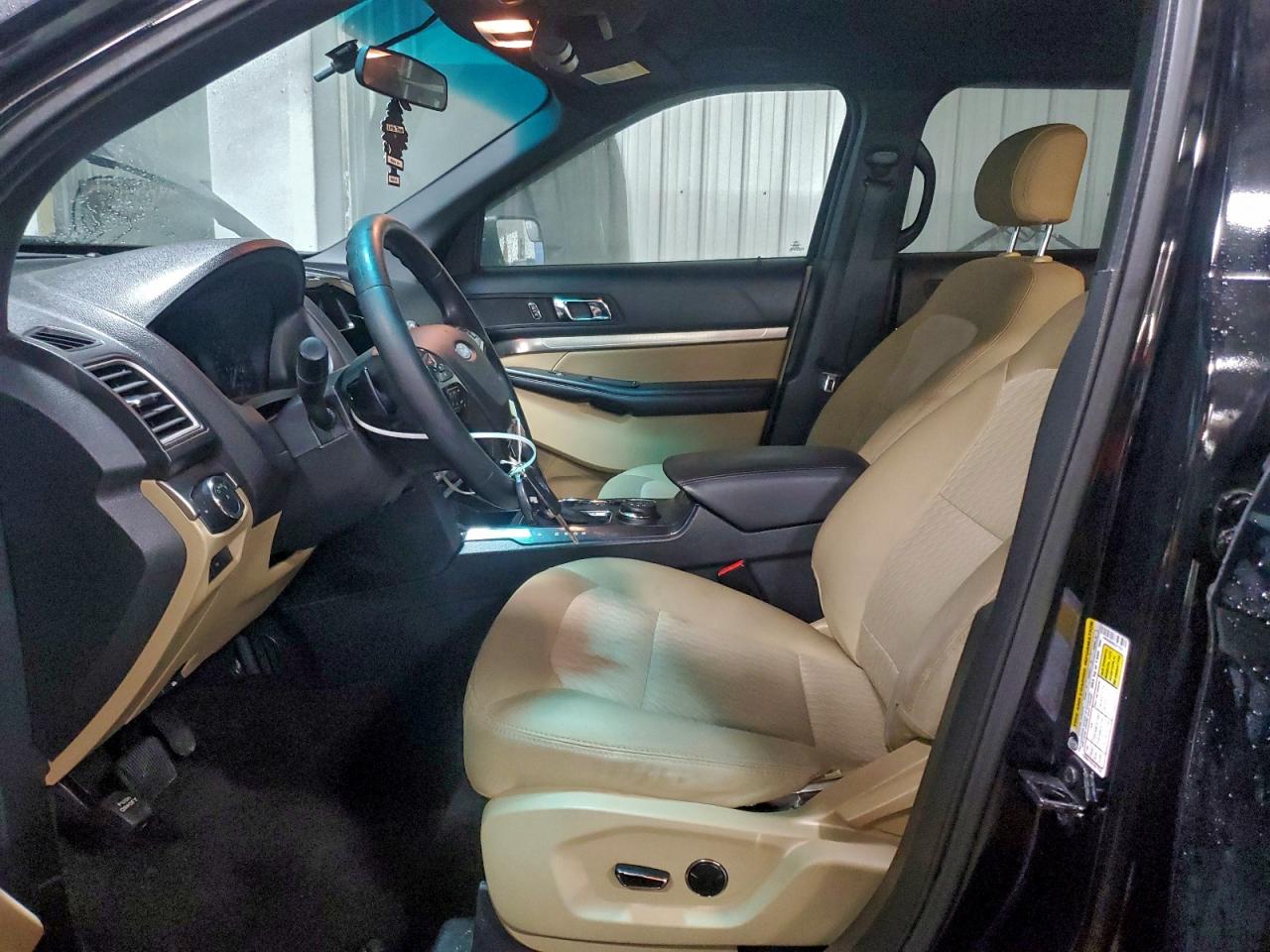2016 FORD EXPLORER photo 7