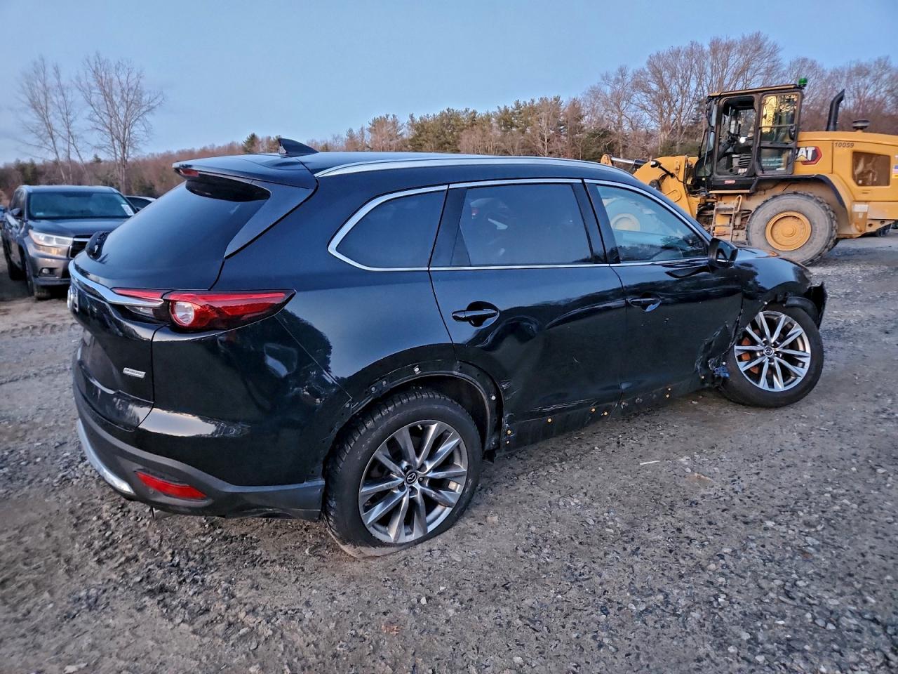 2018 MAZDA CX-9 SIGNATURE photo 3