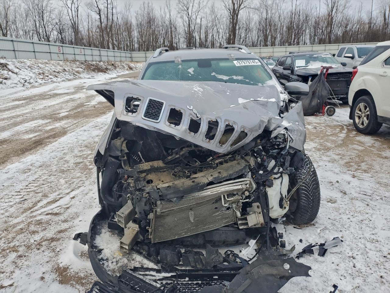 2019 JEEP CHEROKEE LATITUDE PLUS photo 5