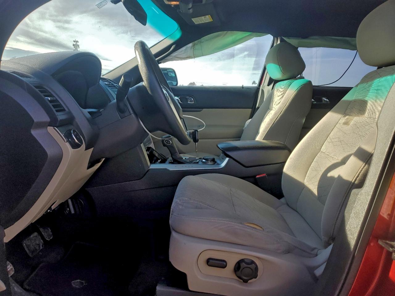 2013 FORD EXPLORER photo 7