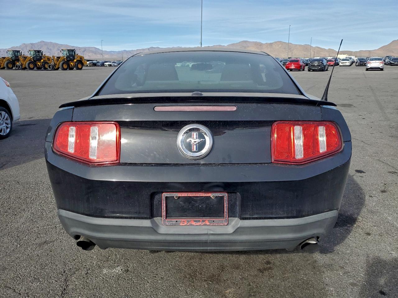 2012 FORD MUSTANG photo 6