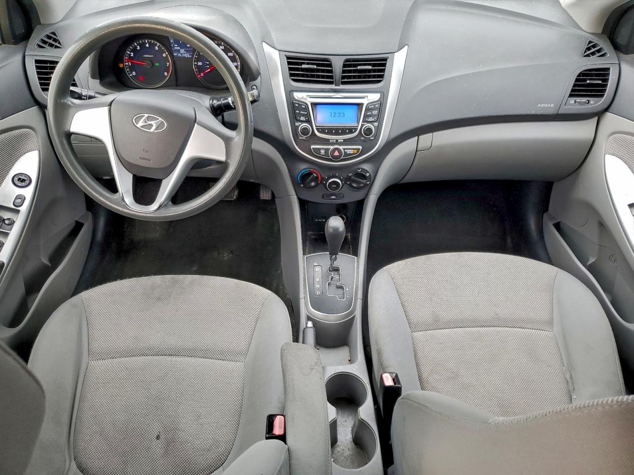 2012 HYUNDAI ACCENT GLS photo 8
