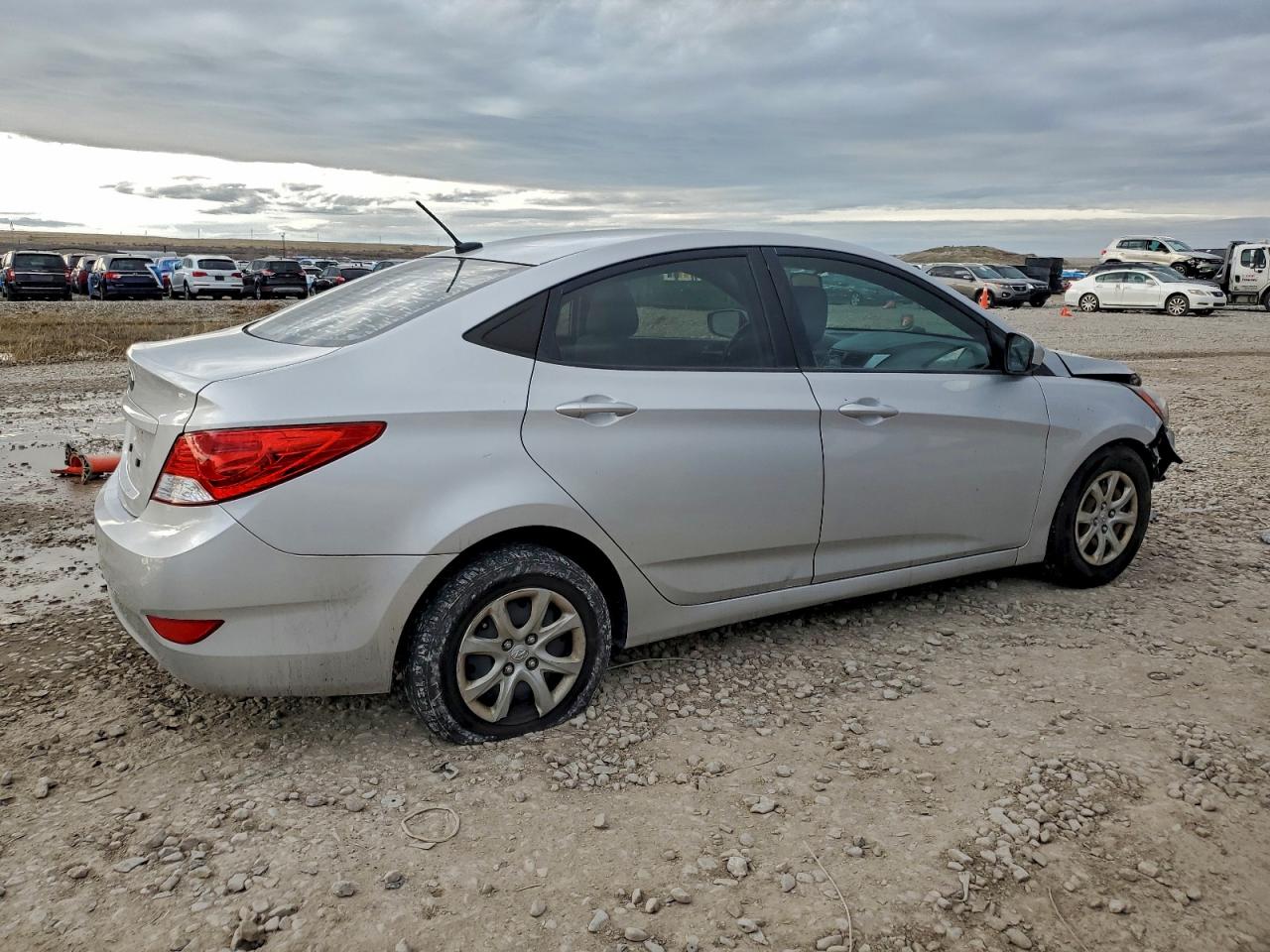 2012 HYUNDAI ACCENT GLS photo 3