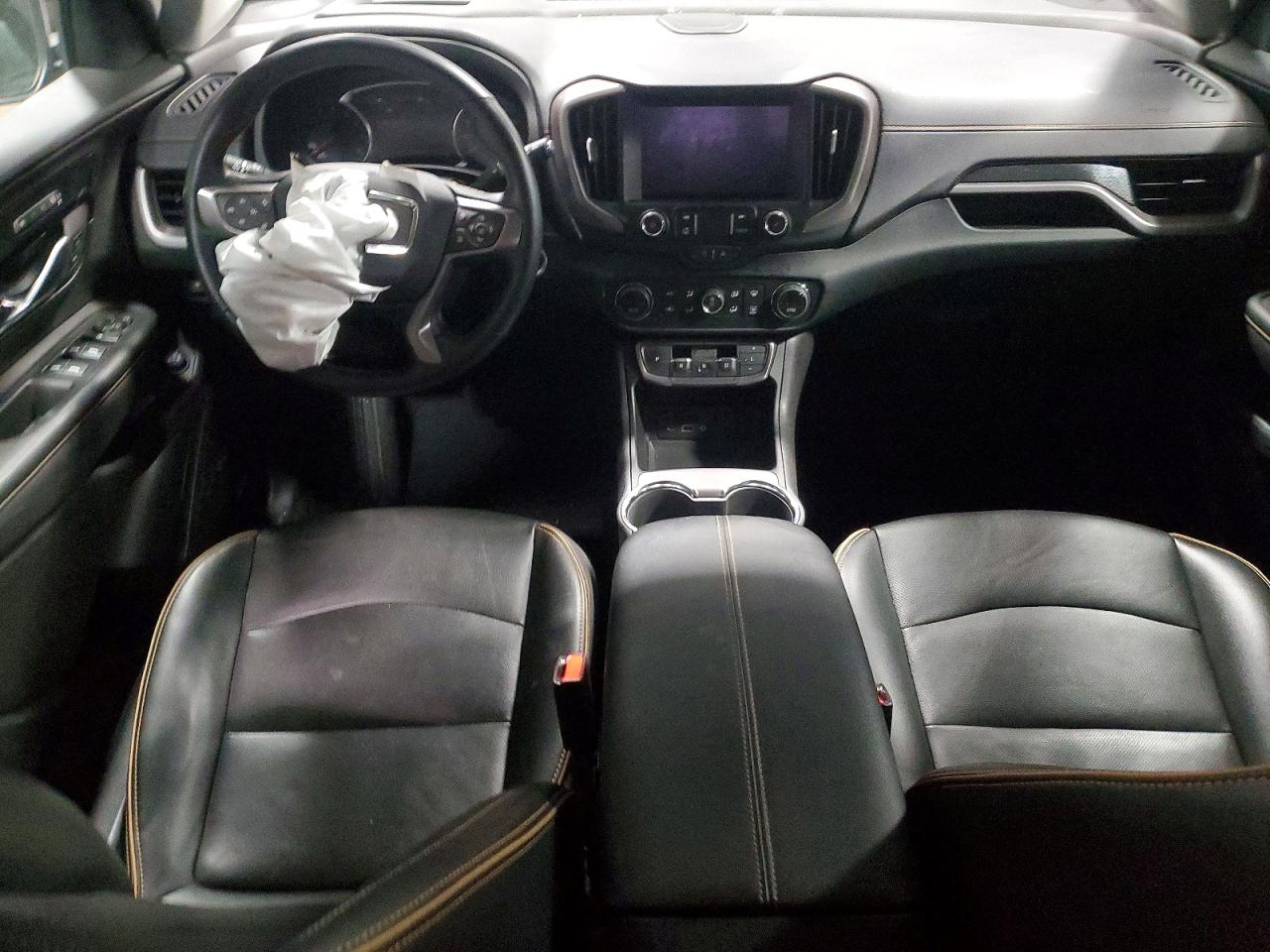 2024 GMC TERRAIN AT4 photo 8