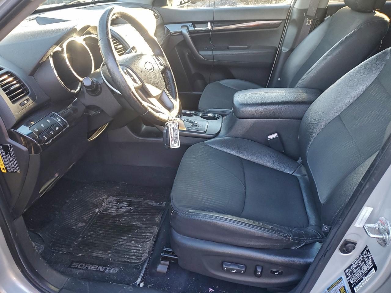 2012 KIA SORENTO EX photo 7