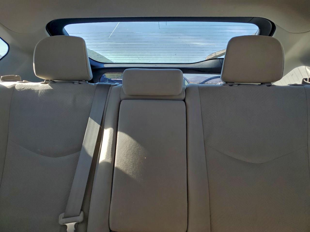 2010 TOYOTA PRIUS photo 10