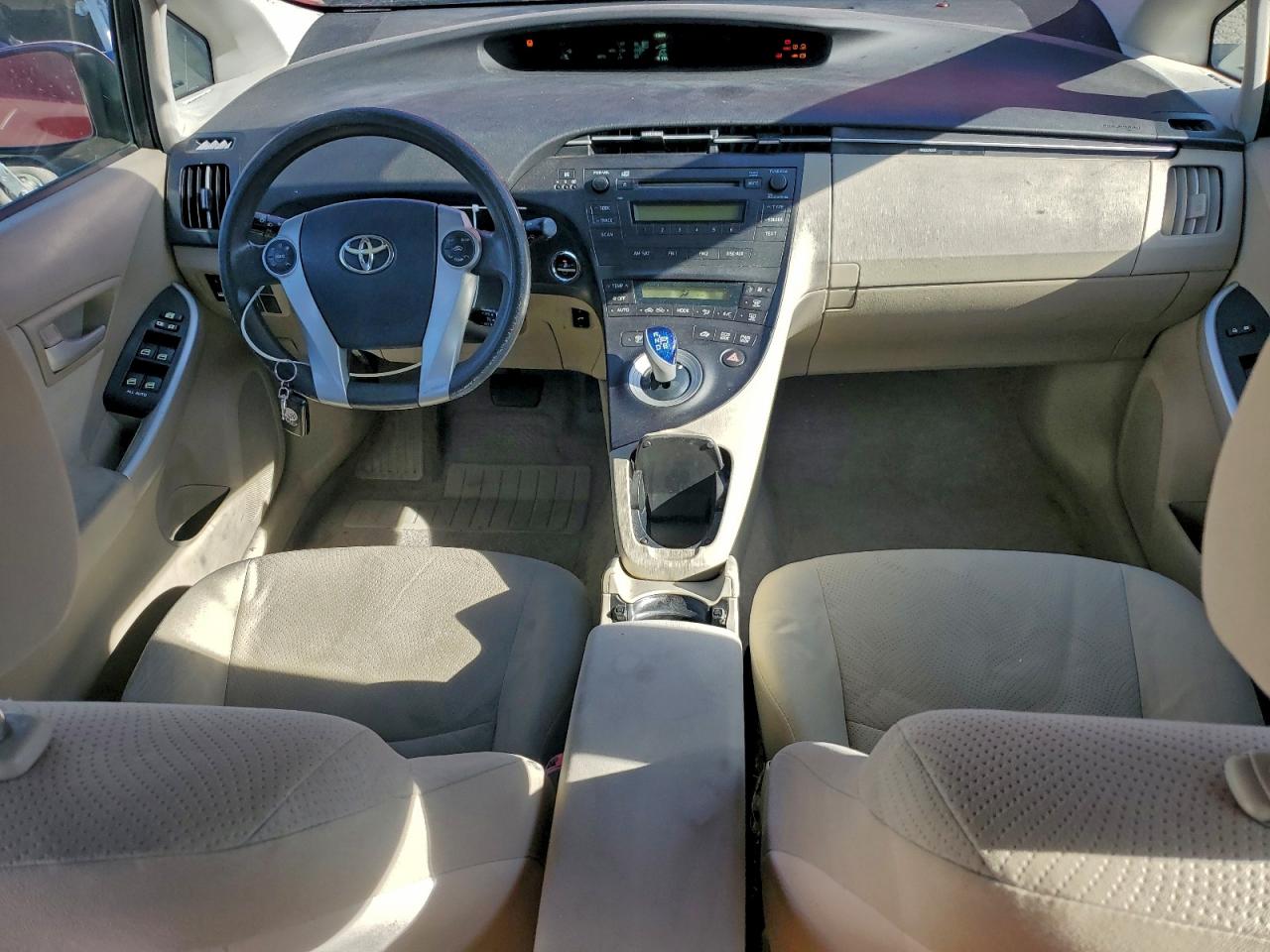 2010 TOYOTA PRIUS photo 8