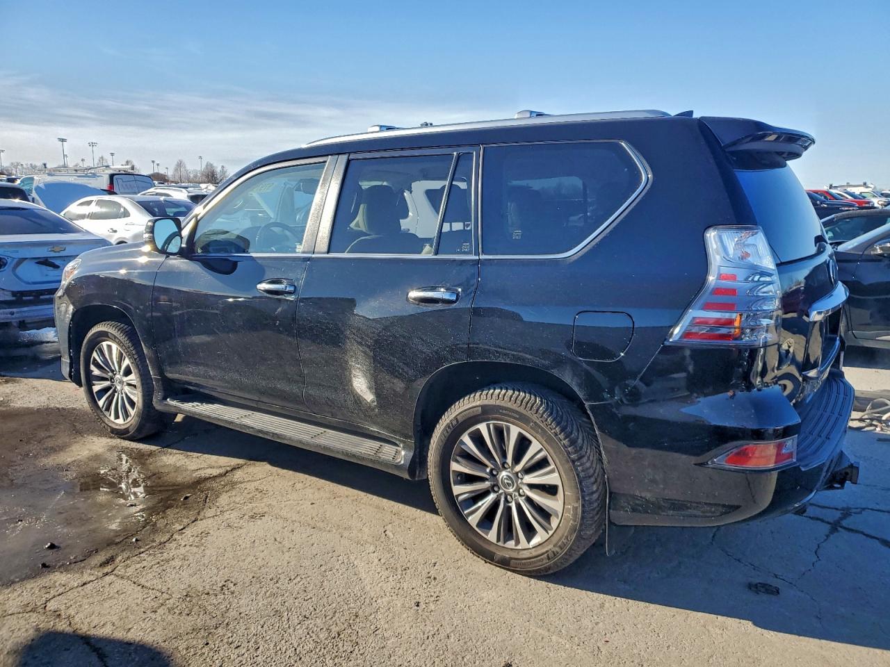 2021 LEXUS GX 460 LUXURY photo 2