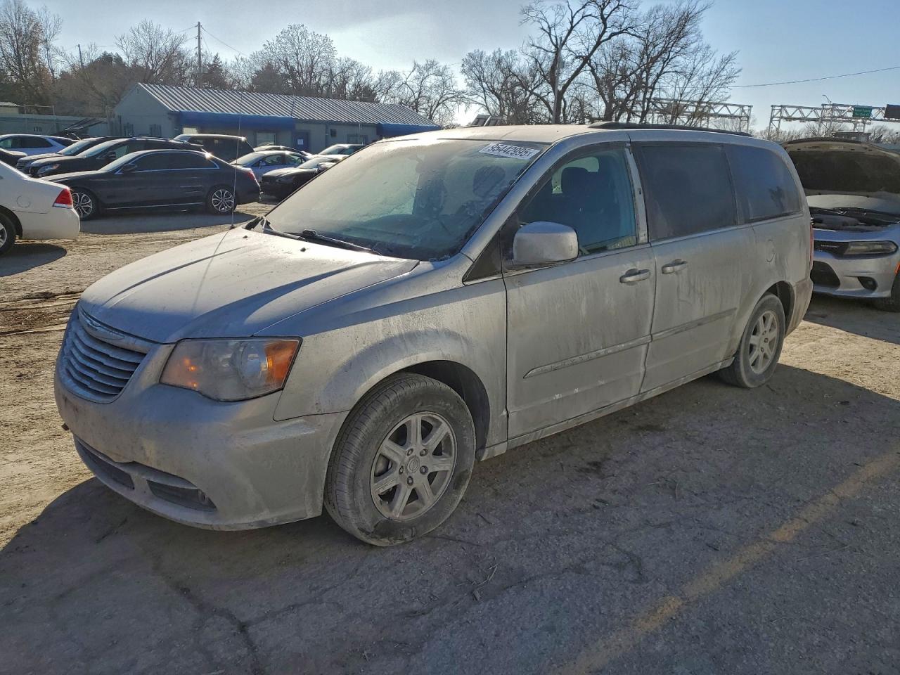 2011 CHRYSLER TOWN & COUNTRY