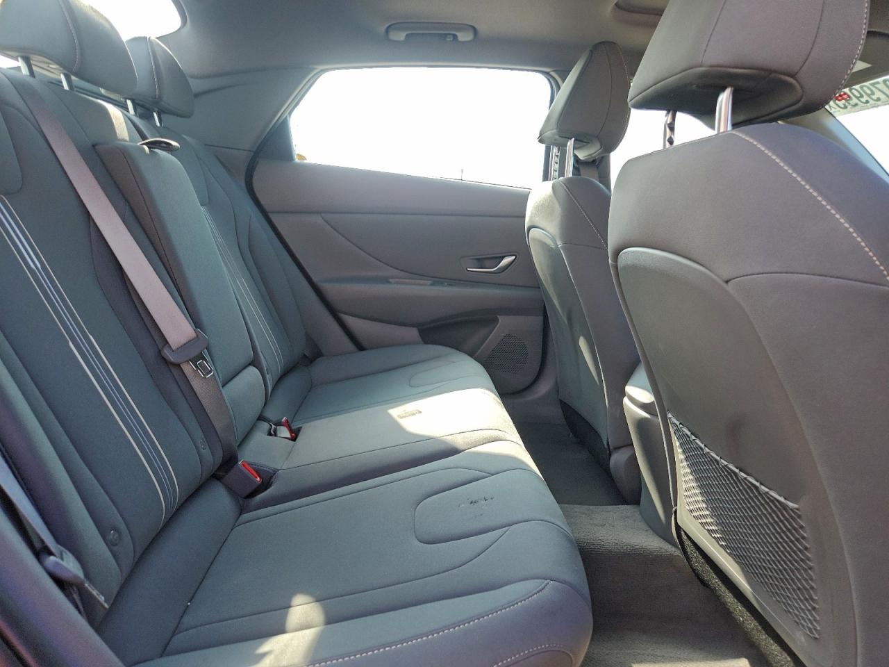 2022 HYUNDAI ELANTRA SEL photo 10