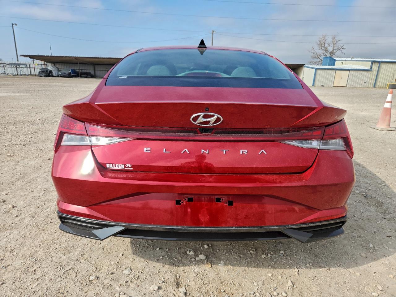 2022 HYUNDAI ELANTRA SEL photo 6