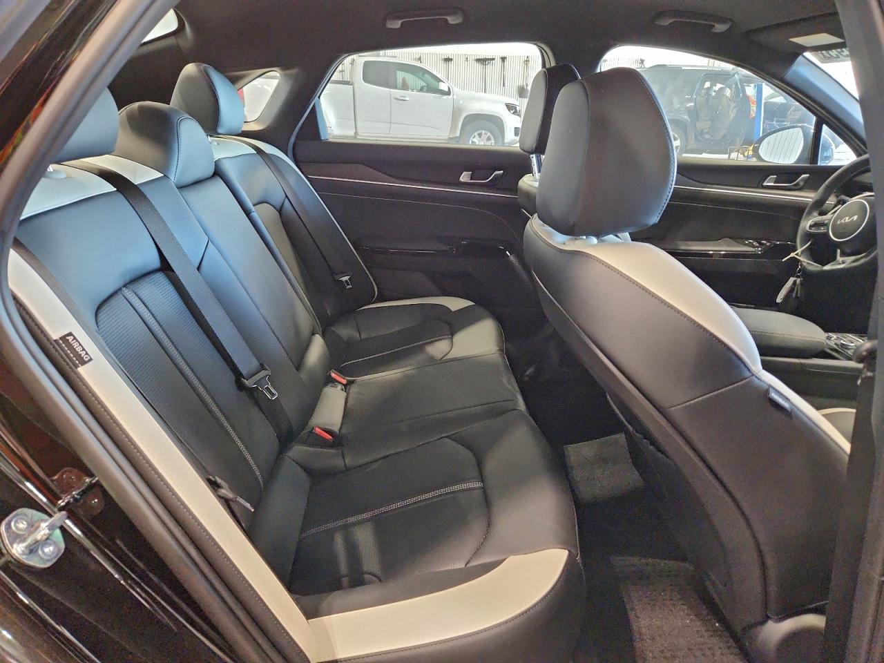 2025 KIA K5 GT LINE photo 10