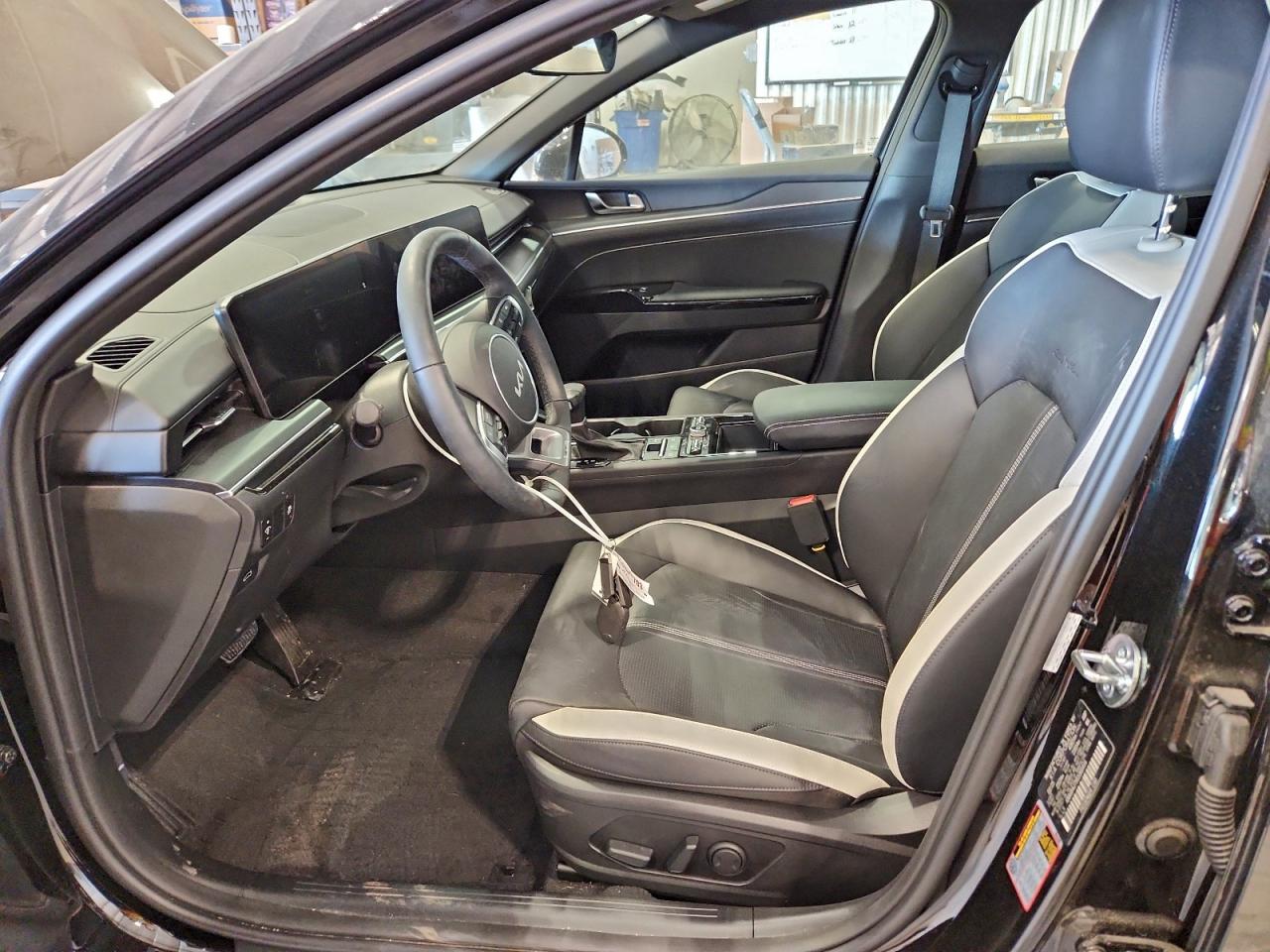 2025 KIA K5 GT LINE photo 7