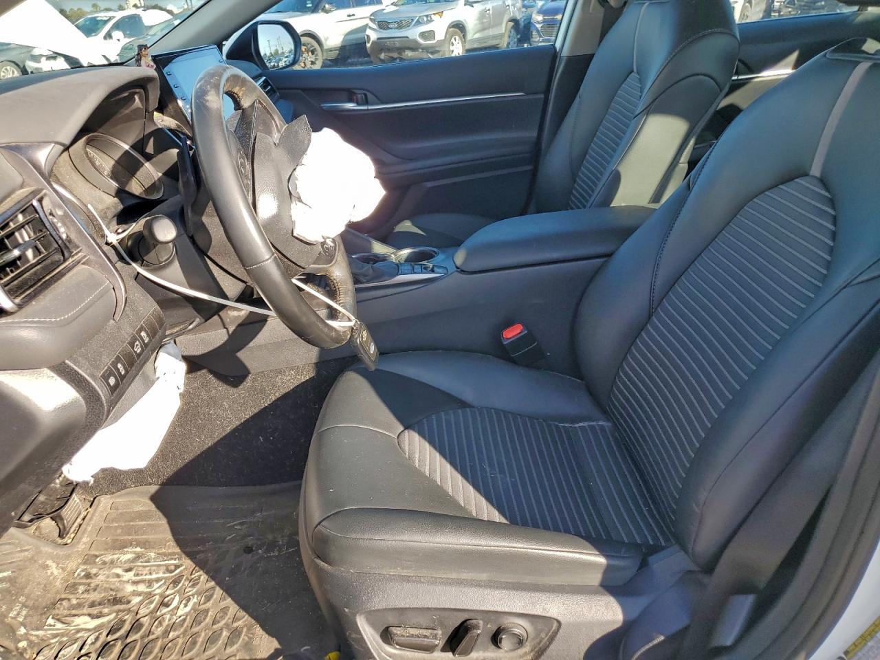 2024 TOYOTA CAMRY SE NIGHT SHADE photo 7