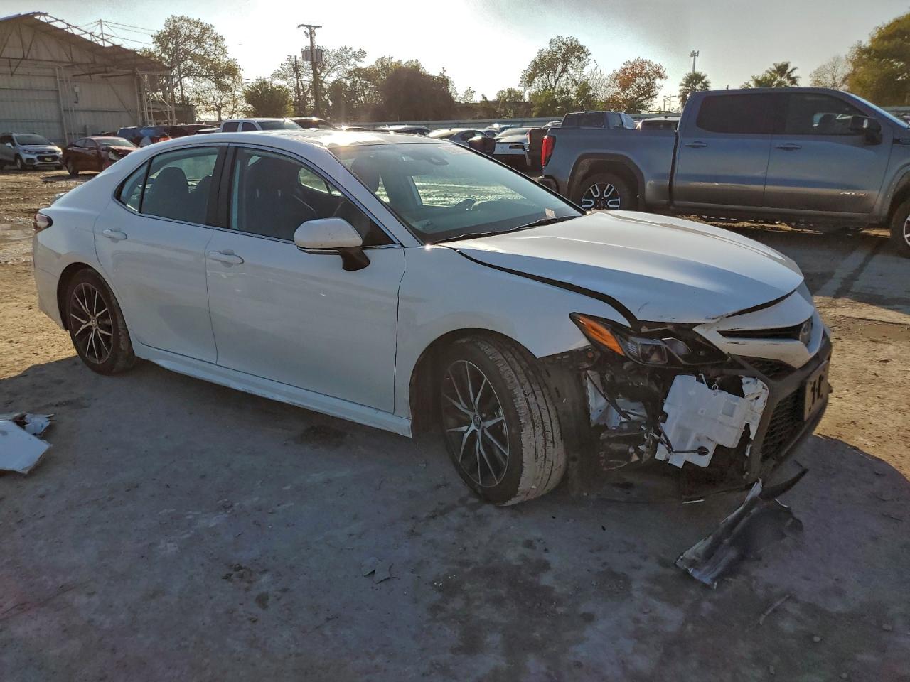 2024 TOYOTA CAMRY SE NIGHT SHADE photo 4