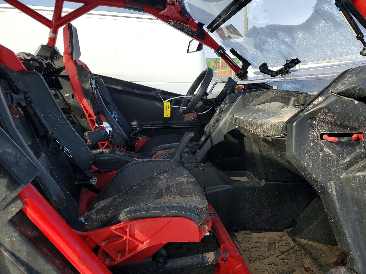 2025 CAN MAVERICK X - utility vehicle photo 5