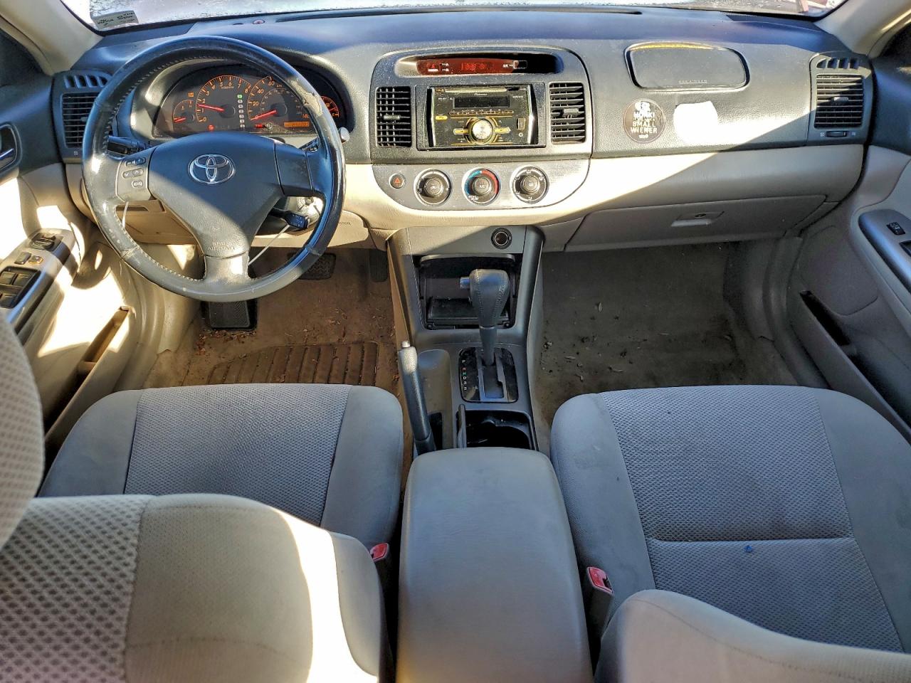 2005 TOYOTA CAMRY LE photo 8