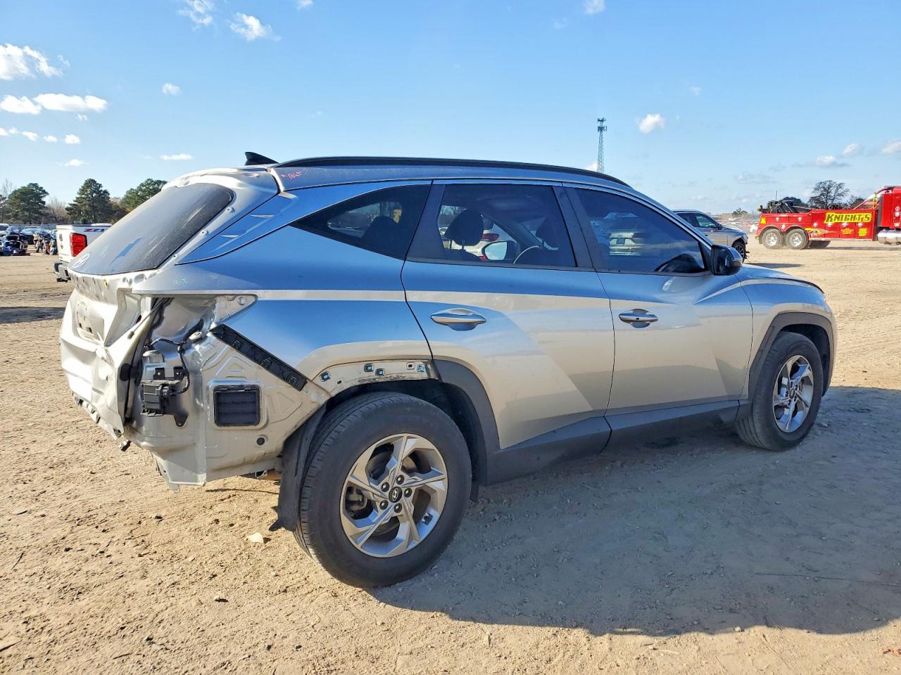 2022 HYUNDAI TUCSON SEL photo 3