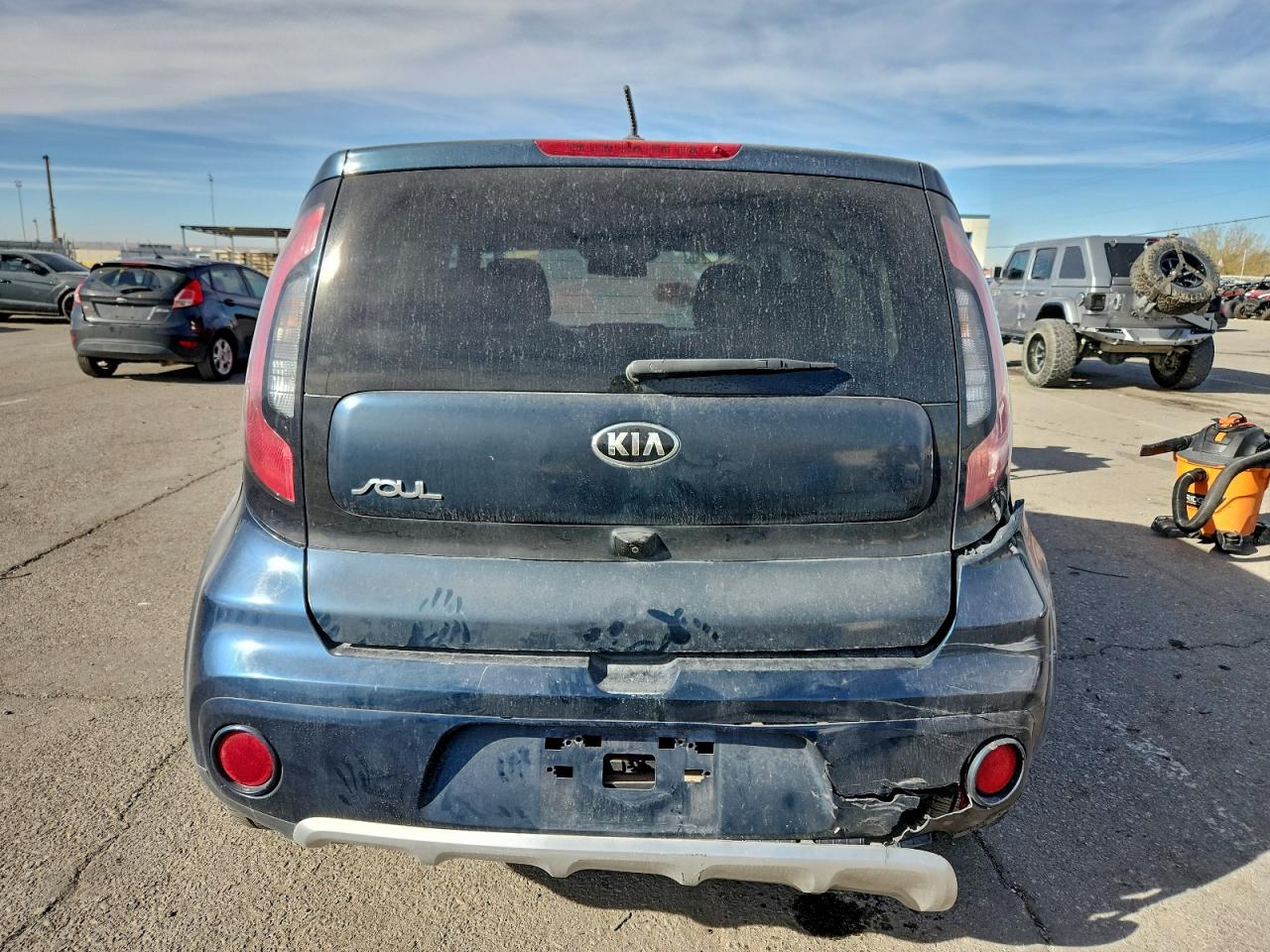 2017 KIA SOUL + photo 6