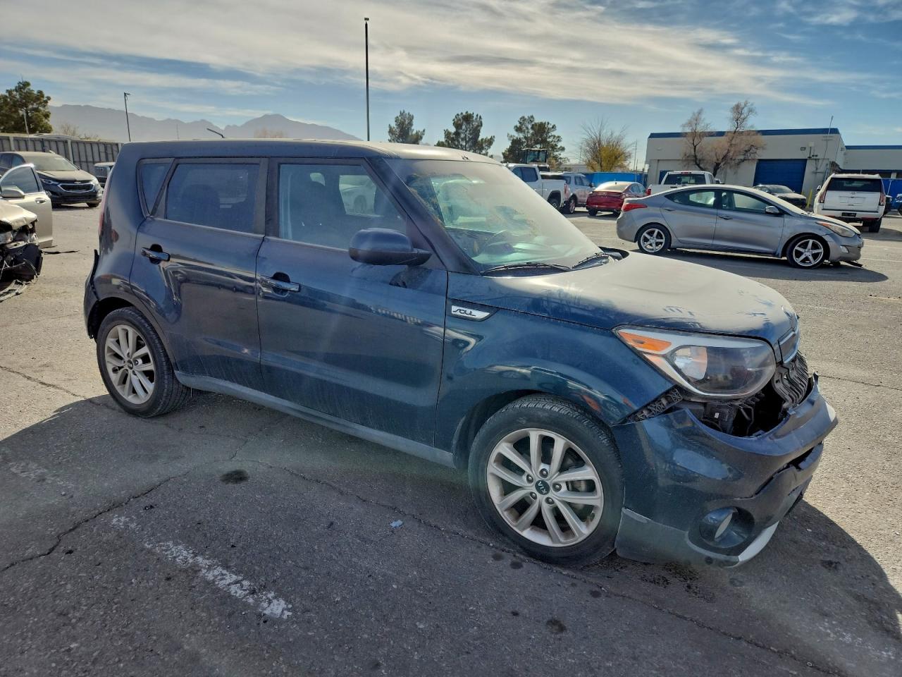 2017 KIA SOUL + photo 4