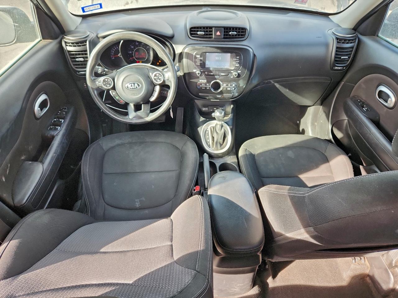 2017 KIA SOUL + photo 8