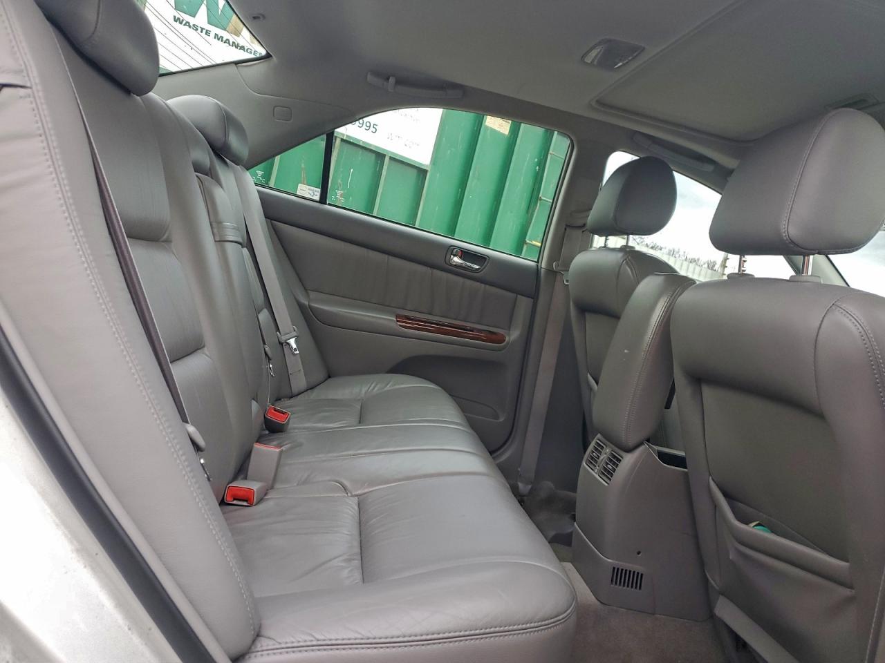 2003 TOYOTA CAMRY LE photo 19