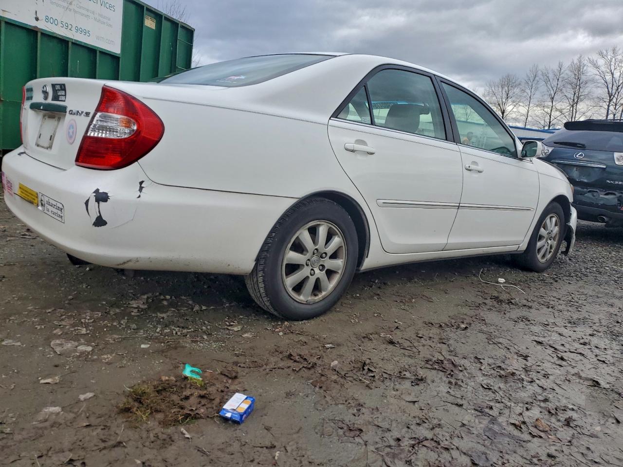 2003 TOYOTA CAMRY LE photo 5