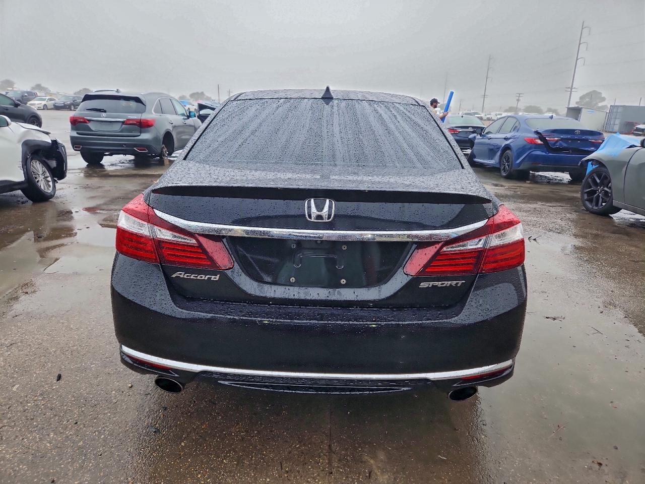 2017 HONDA ACCORD SPORT photo 6