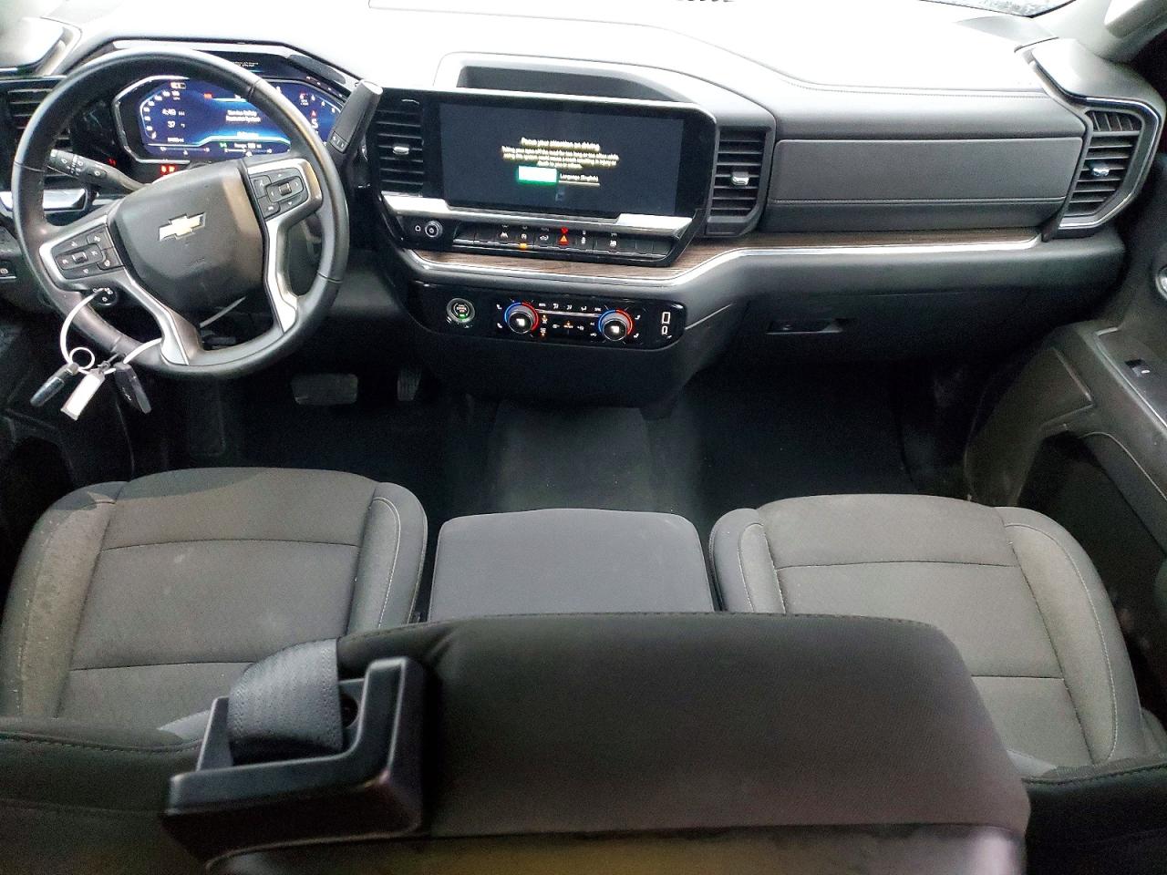 2024 CHEVROLET SILVERADO K1500 LT-L photo 8