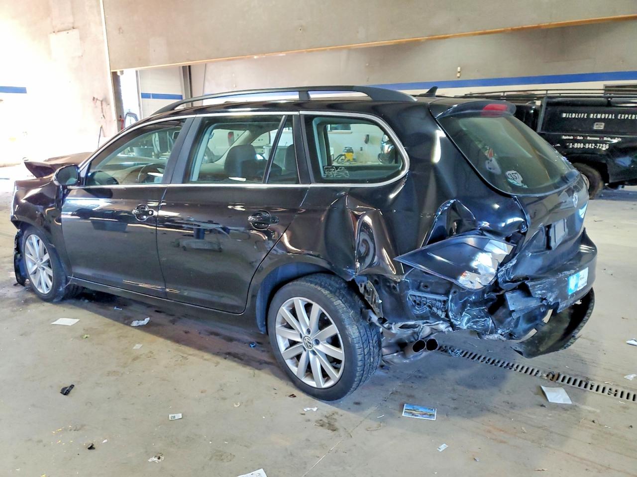2013 VOLKSWAGEN JETTA S photo 2