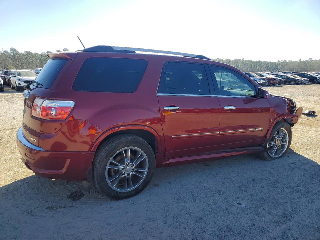 2011 GMC ACADIA DENALI photo 3