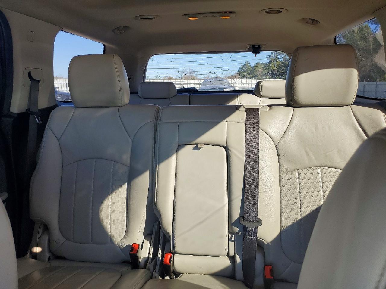 2011 GMC ACADIA DENALI photo 10