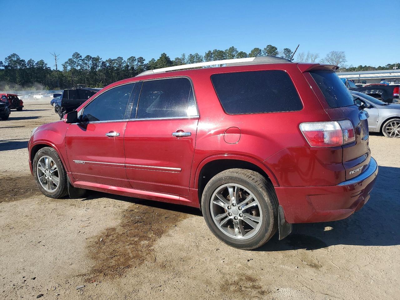 2011 GMC ACADIA DENALI photo 2