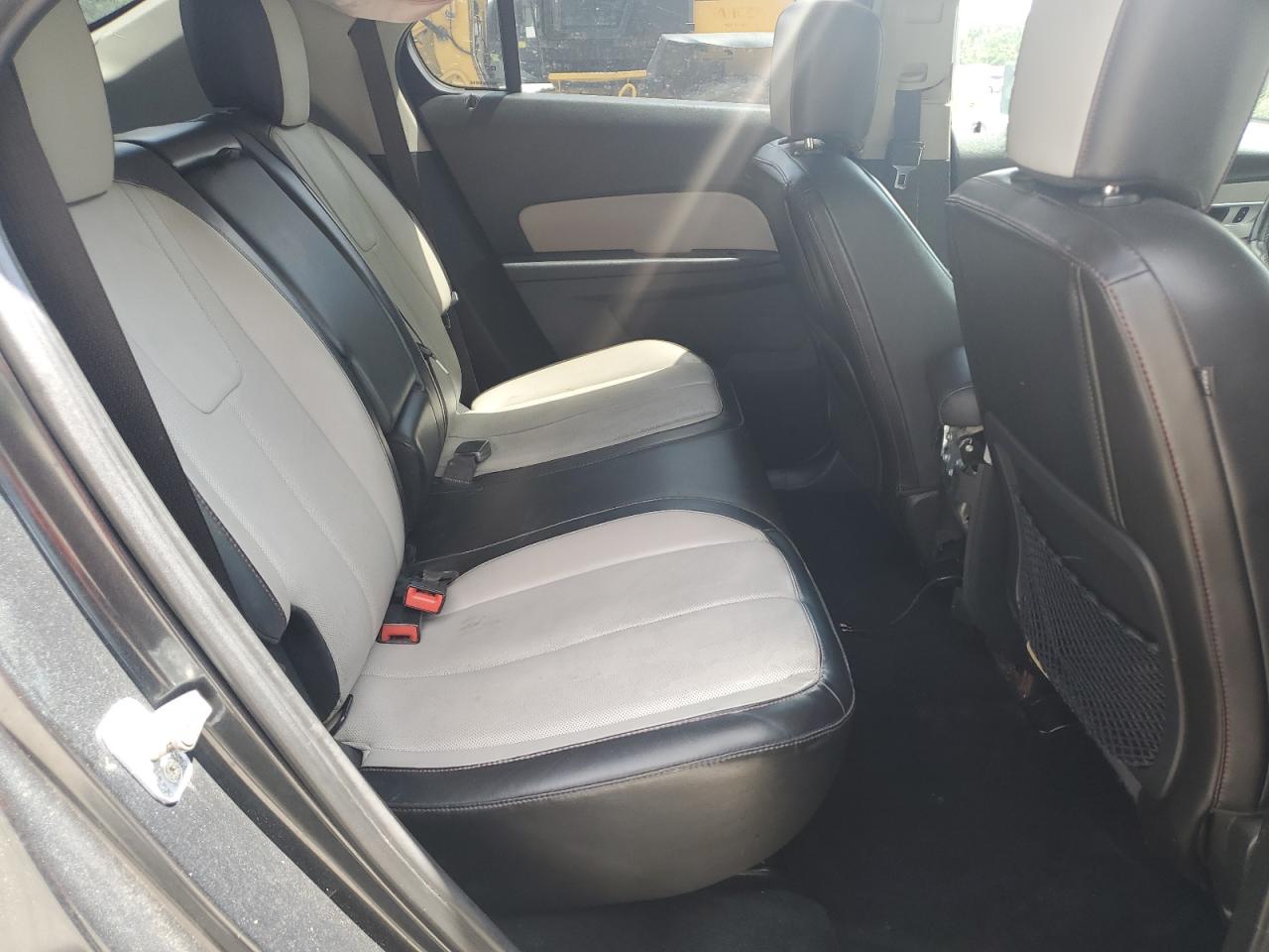 2017 CHEVROLET EQUINOX PREMIER photo 11
