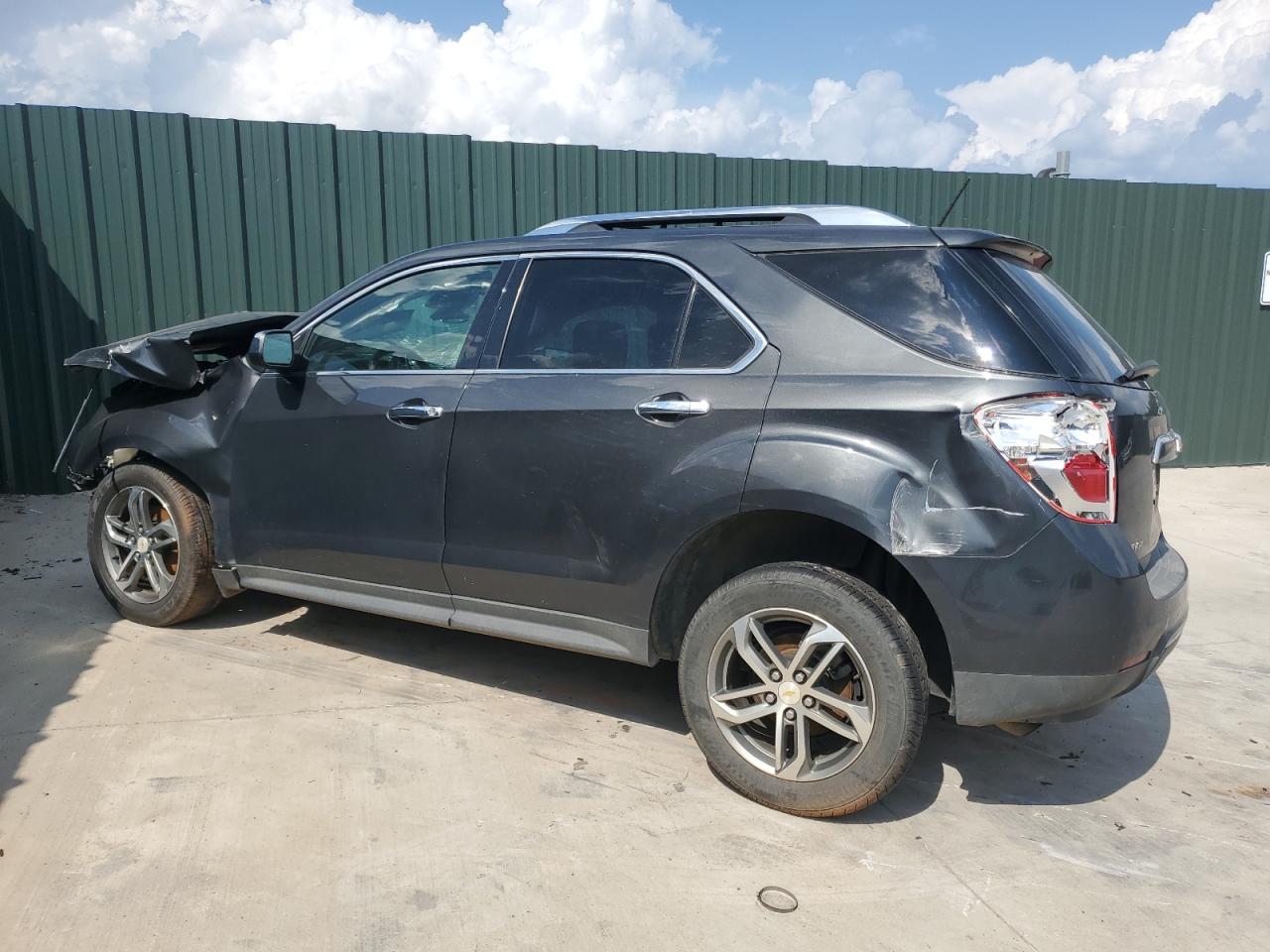 2017 CHEVROLET EQUINOX PREMIER photo 2