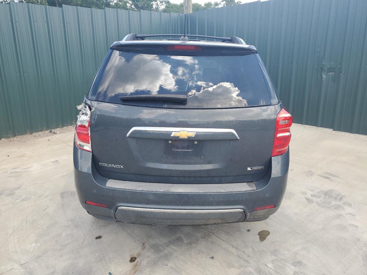 2017 CHEVROLET EQUINOX PREMIER photo 6
