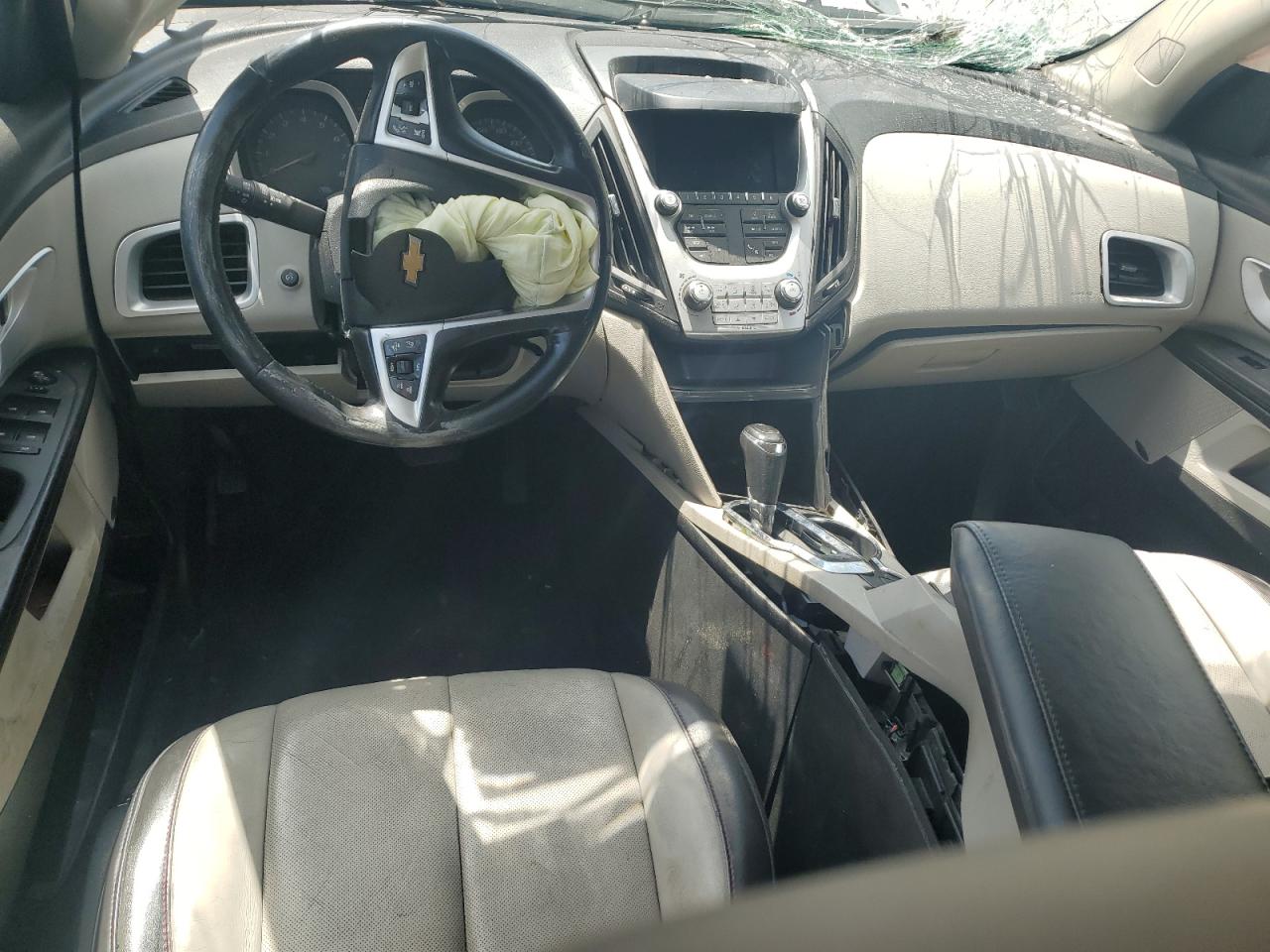 2017 CHEVROLET EQUINOX PREMIER photo 8