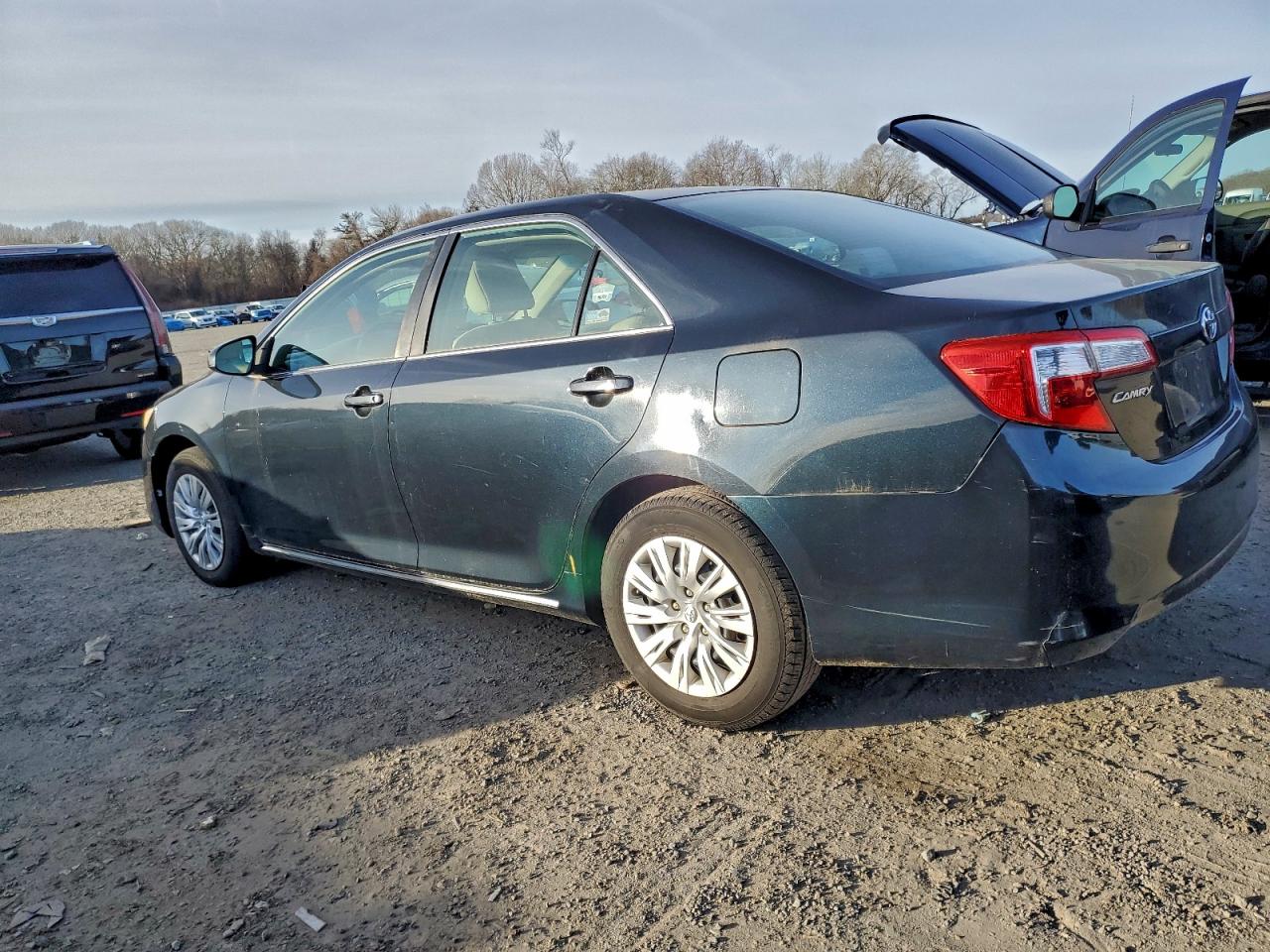 2012 TOYOTA CAMRY BASE photo 2
