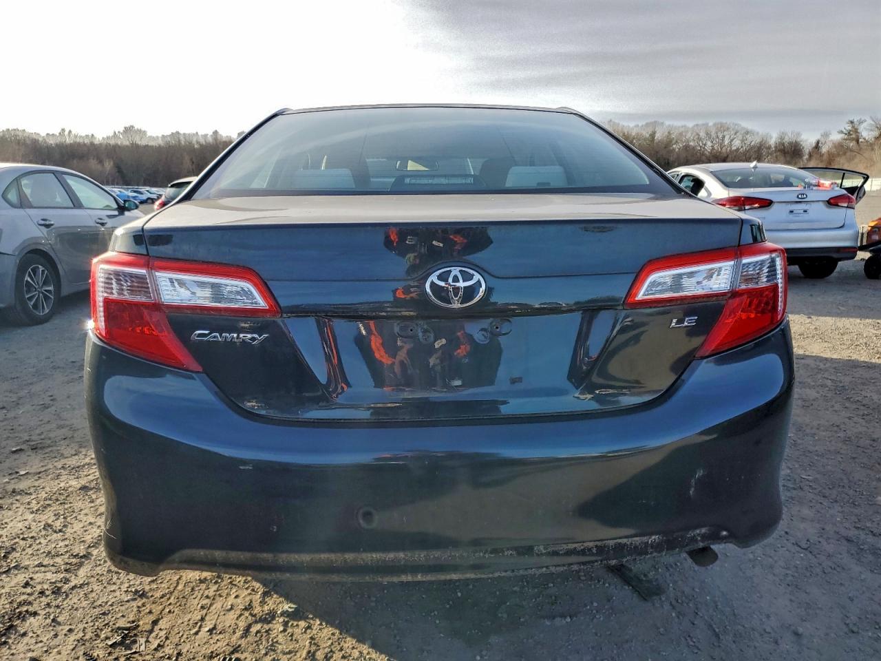 2012 TOYOTA CAMRY BASE photo 6
