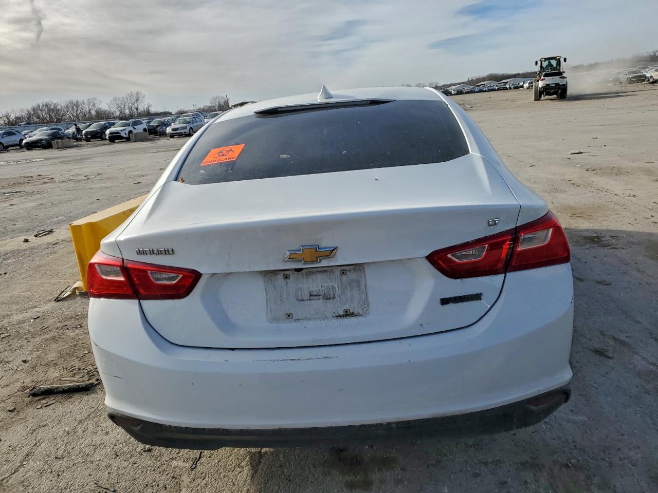 2017 CHEVROLET MALIBU LT photo 6