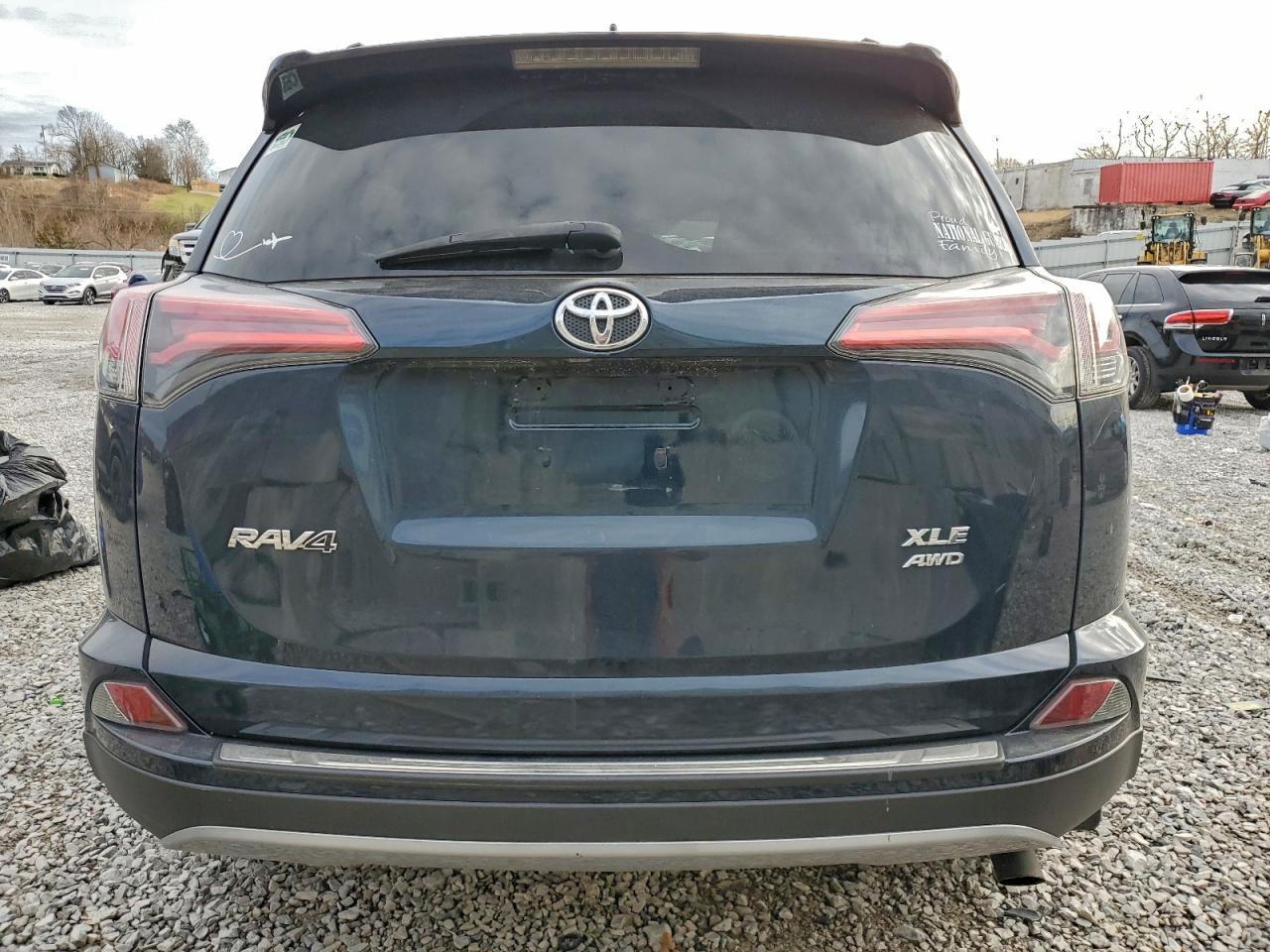 2018 TOYOTA RAV4 ADVENTURE photo 6