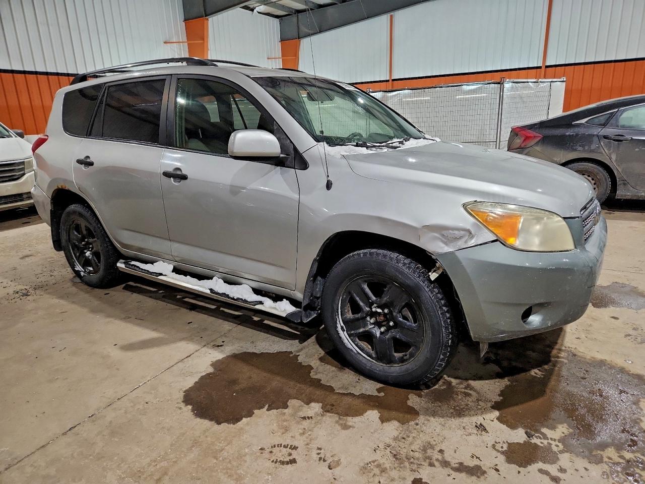 2007 TOYOTA RAV4 photo 4